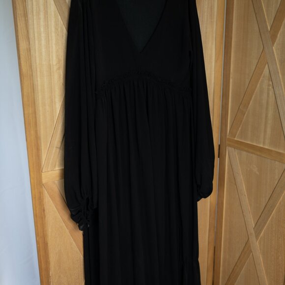 Joyfolie Long Sleeve V Neck Maxi Dress - Black - Picture 3 of 5
